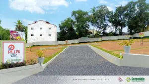 Land in Athurugiriya