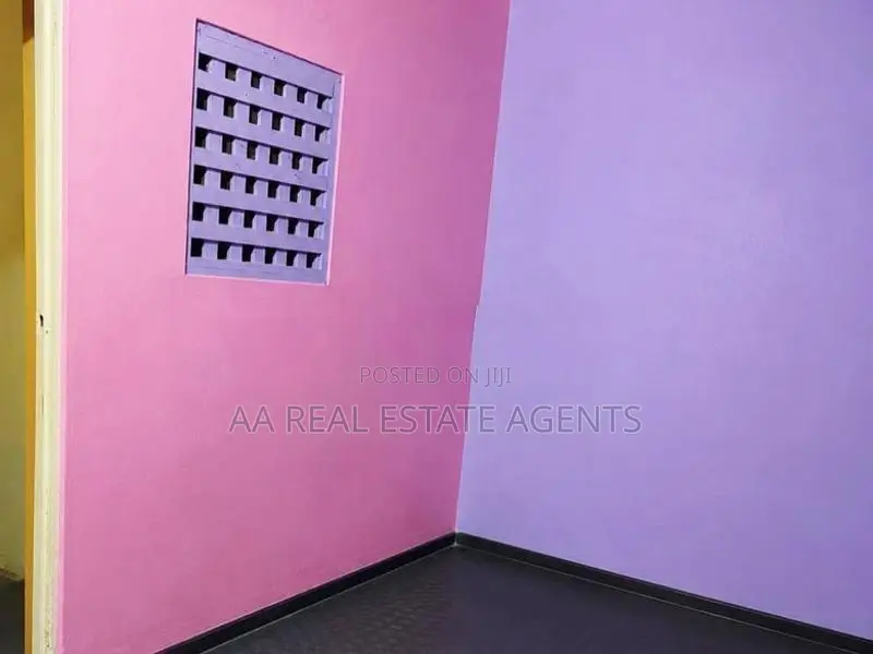 Flat House for Sale in Colombo 10