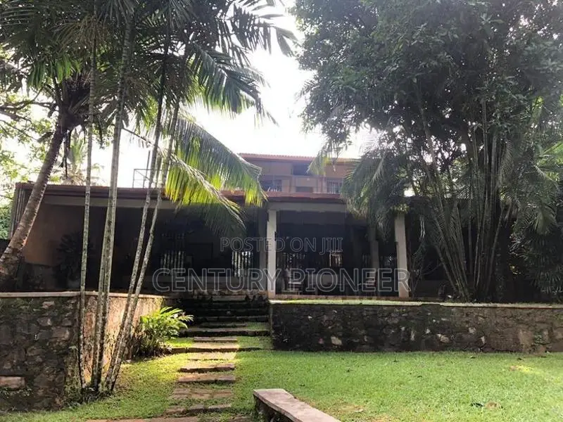 71P Property For Sale In Battaramulla - Akuregoda