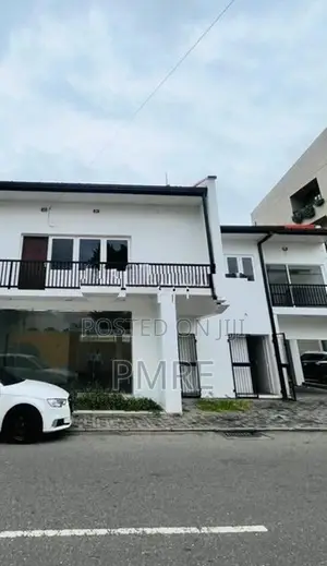 2 Stories Commercial Property for Rent in Colombo 07