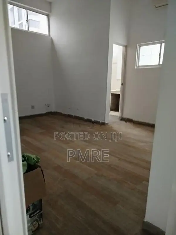 Commercial property for Rent in Colombo 07