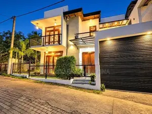 13 Perches - Mordern 2 Storied House For Sale in Mattegoda