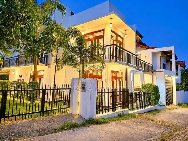 13 Perches - Mordern 2 Storied House For Sale in Mattegoda