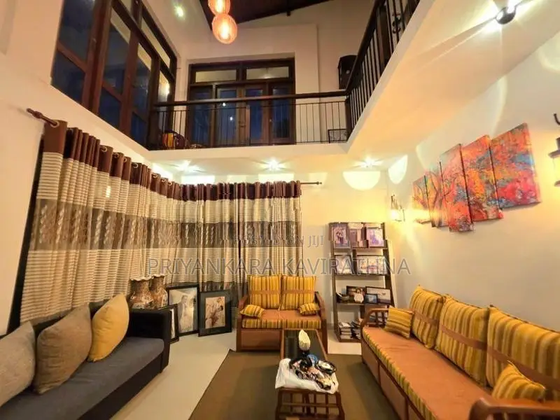 13 Perches - Mordern 2 Storied House For Sale in Mattegoda