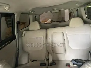 Mitsubishi Montero 2012