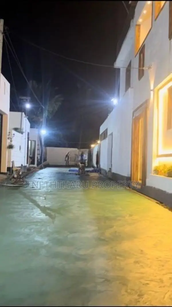 6 PERCHES LUXURY SQAURE PLOT FOR SALE AT SILVA LANE KOLONNAWA