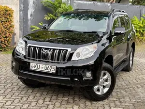 Toyota Land Cruiser Prado Fully Loaded 2011