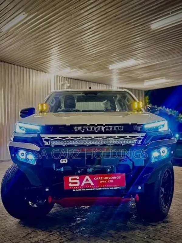 Toyota Hilux Travo Overland Plus 2026