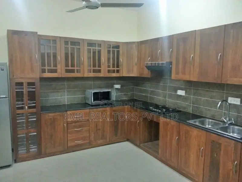 Commercial Office Space for Rent at Rajagiriya (EM073MI)
