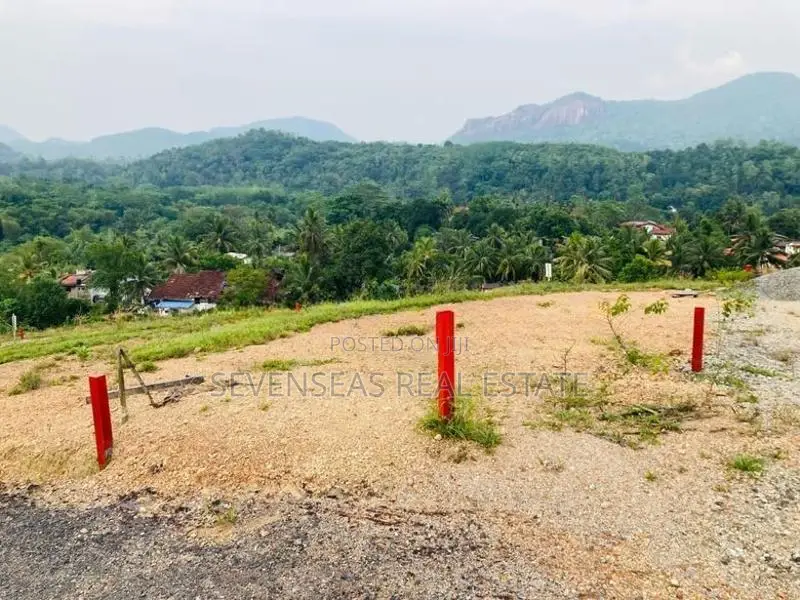 Land For Sale In Awissawella
