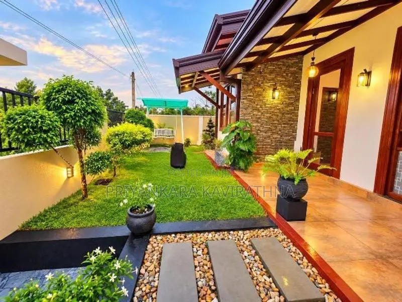 Mordern House For Sale in Gonapola