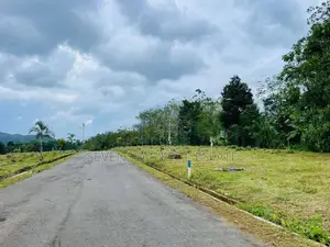 Commercial Land In Eheliyagoda
