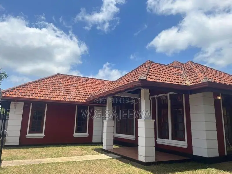 Bungalow type fully Furnished house for sale millennium city, ja-Ela