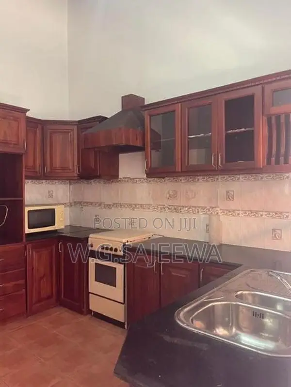 Bungalow type fully Furnished house for sale millennium city, ja-Ela