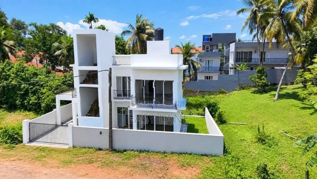 Brand New House for Sale in Kadawatha