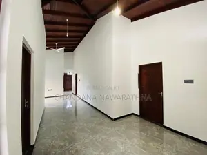 කෑගල්ලේ කුලී නිවසක් බදු දීමට ඇත
