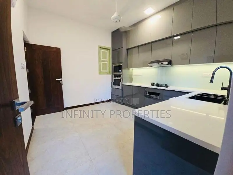 (AF294) new house With 10 P Sale At Lake Road Pellwarha Batharamulla