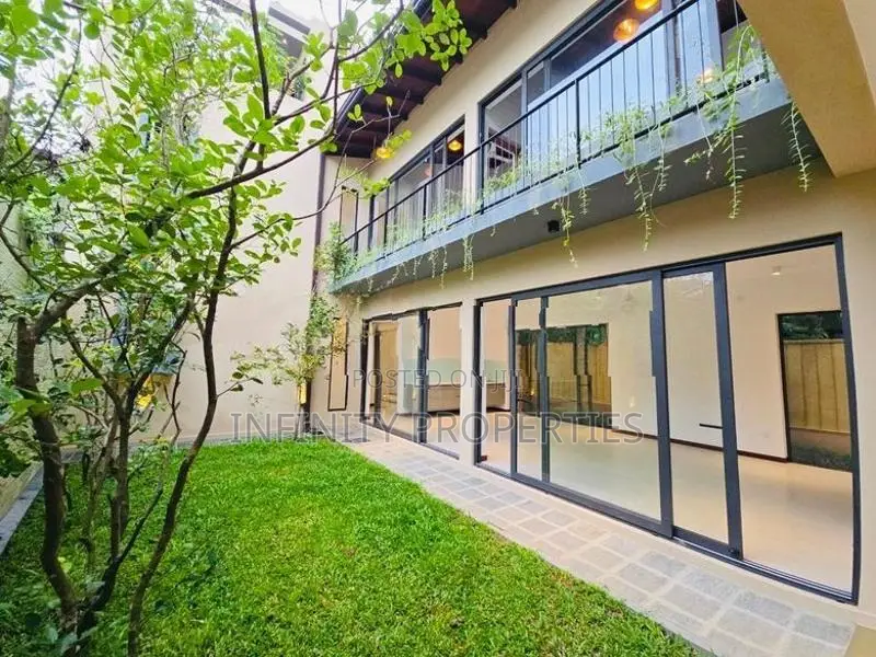 (AF294) new house With 10 P Sale At Lake Road Pellwarha Batharamulla