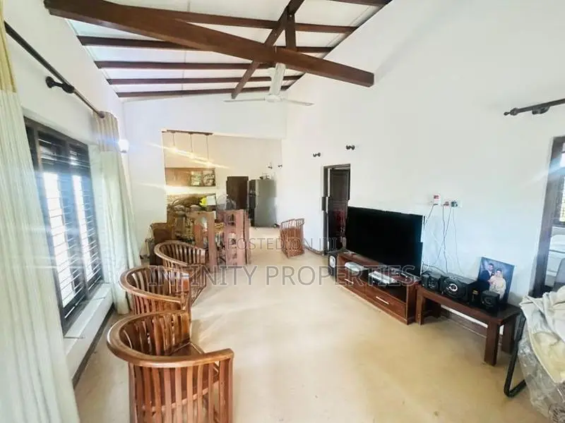 (AF305) 14.3 P With Single Story House sale At Maharagama