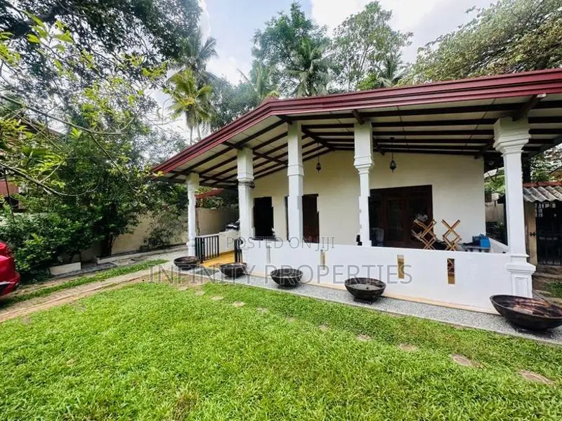 (AF305) 14.3 P With Single Story House sale At Maharagama