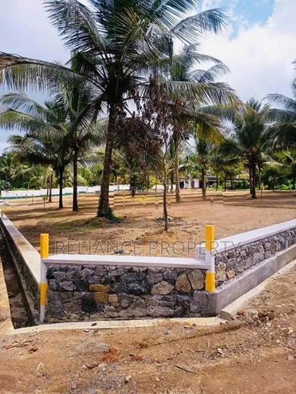 Golden – Prime Land Near Homagama