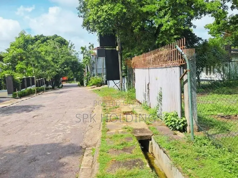 Prime Land on Parliament Road – Pelawatte