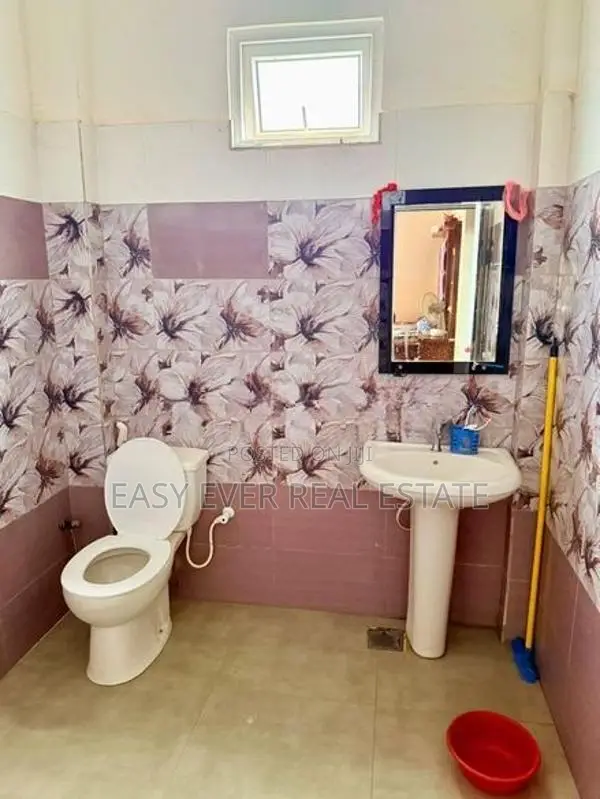 House For Sale In Wellampitiya Jaya Mawatha :With Rental Income )