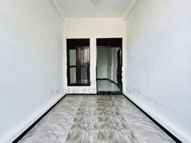 Brand New House for Sale in Wellampitiya