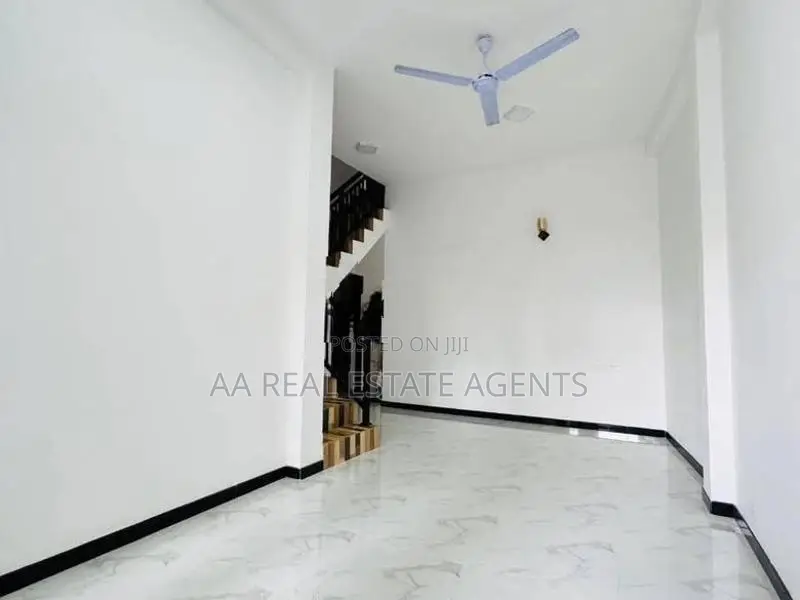 Brand New House for Sale in Wellampitiya