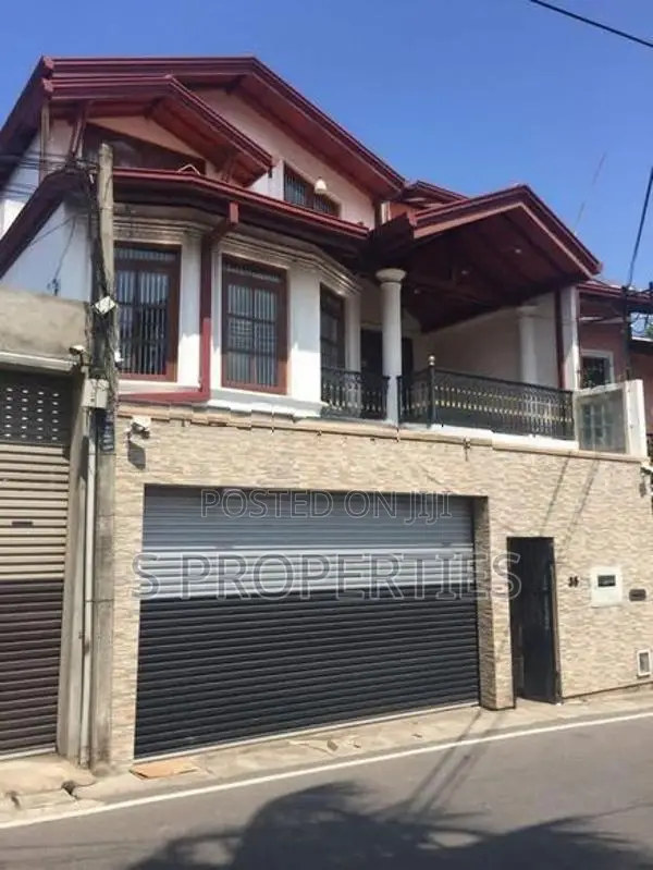 Modern house for rent in Dehiwela