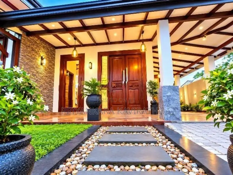 Luxury House For Sale in Gonapola