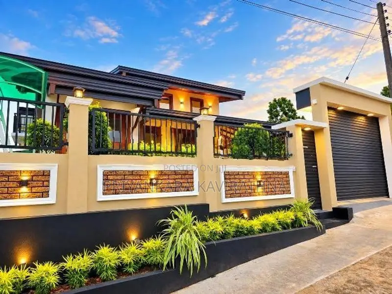 Luxury House For Sale in Gonapola