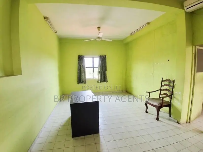 Three Story Office Space for Rent in Ambatale, Mulleriyawa