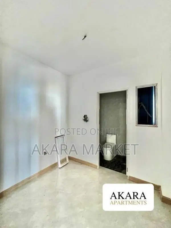 Blue Ocean, Colombo 03 - Unfurnished Apartment for Sale A51545