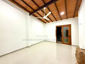 4-Bedroom House for Sale in Boralesgamuwa – Gangarama Road