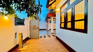 Clear Deeds With Nice House For Sale In Negombo Daluwakotuwa