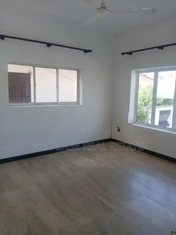 SPACIOUS 1 ST FLOOR HOUSE FOR RENT IN MOUNT LAVINIA