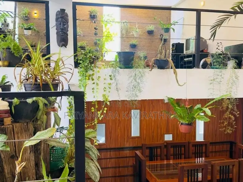 Semi Furnished / Two Storied Mordern House in Angunawala