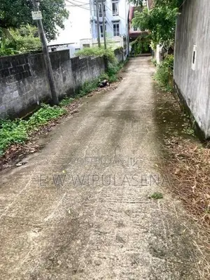 09 PERCHES LAND for SALE in MAHARAGAMA Perakum mawatha