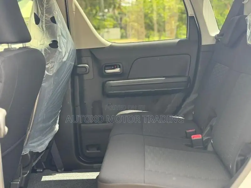 Suzuki Wagon R ZX Custom 2026
