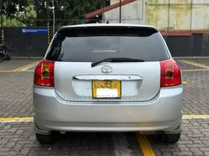 Toyota Allex COROLLA 121 2004
