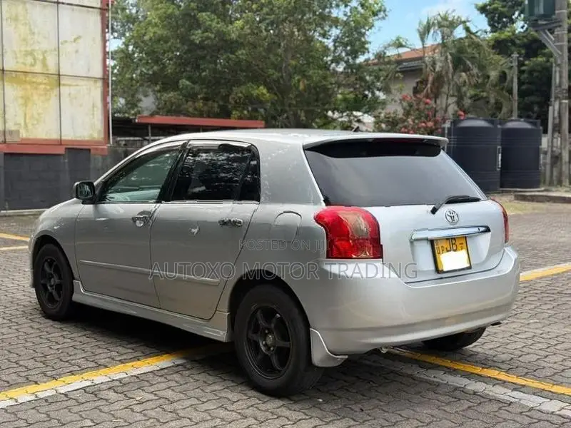 Toyota Allex COROLLA 121 2004