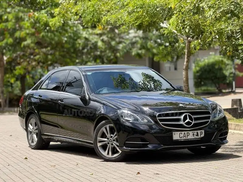 Mercedes Benz E300 EXECUTIVE EDITION 2014
