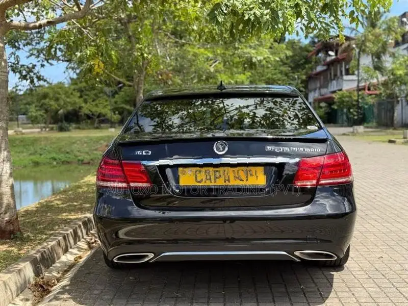 Mercedes Benz E300 EXECUTIVE EDITION 2014