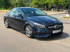 Mercedes Benz CLA 180 2017