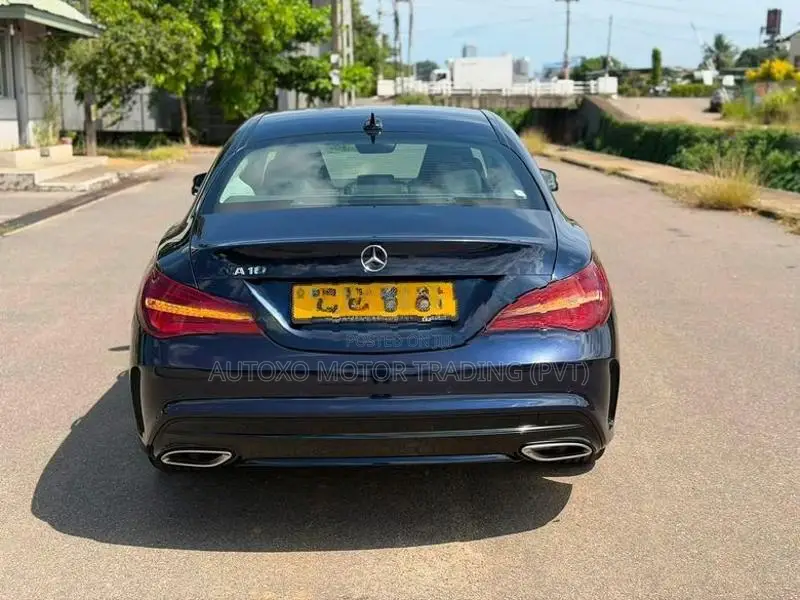 Mercedes Benz CLA 180 2017