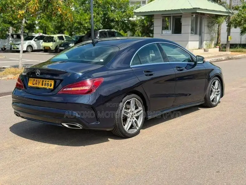 Mercedes Benz CLA 180 2017