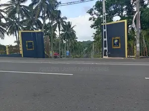 කිරිවත්තුඩුවේ ඉඩම