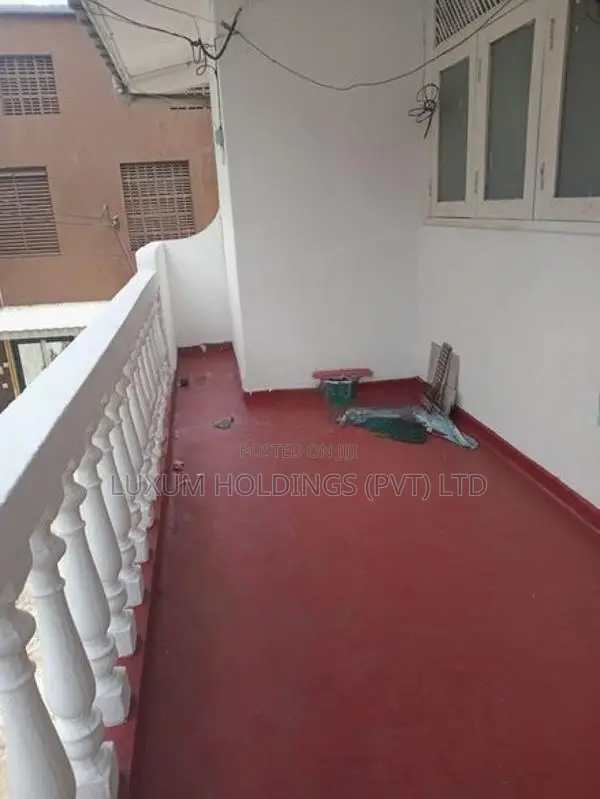 House for Rent Off Flyover Highlevel Road Nugegoda [ 2323 C ]