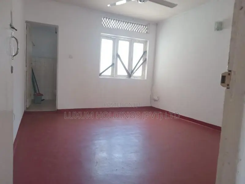 House for Rent Off Flyover Highlevel Road Nugegoda [ 2323 C ]